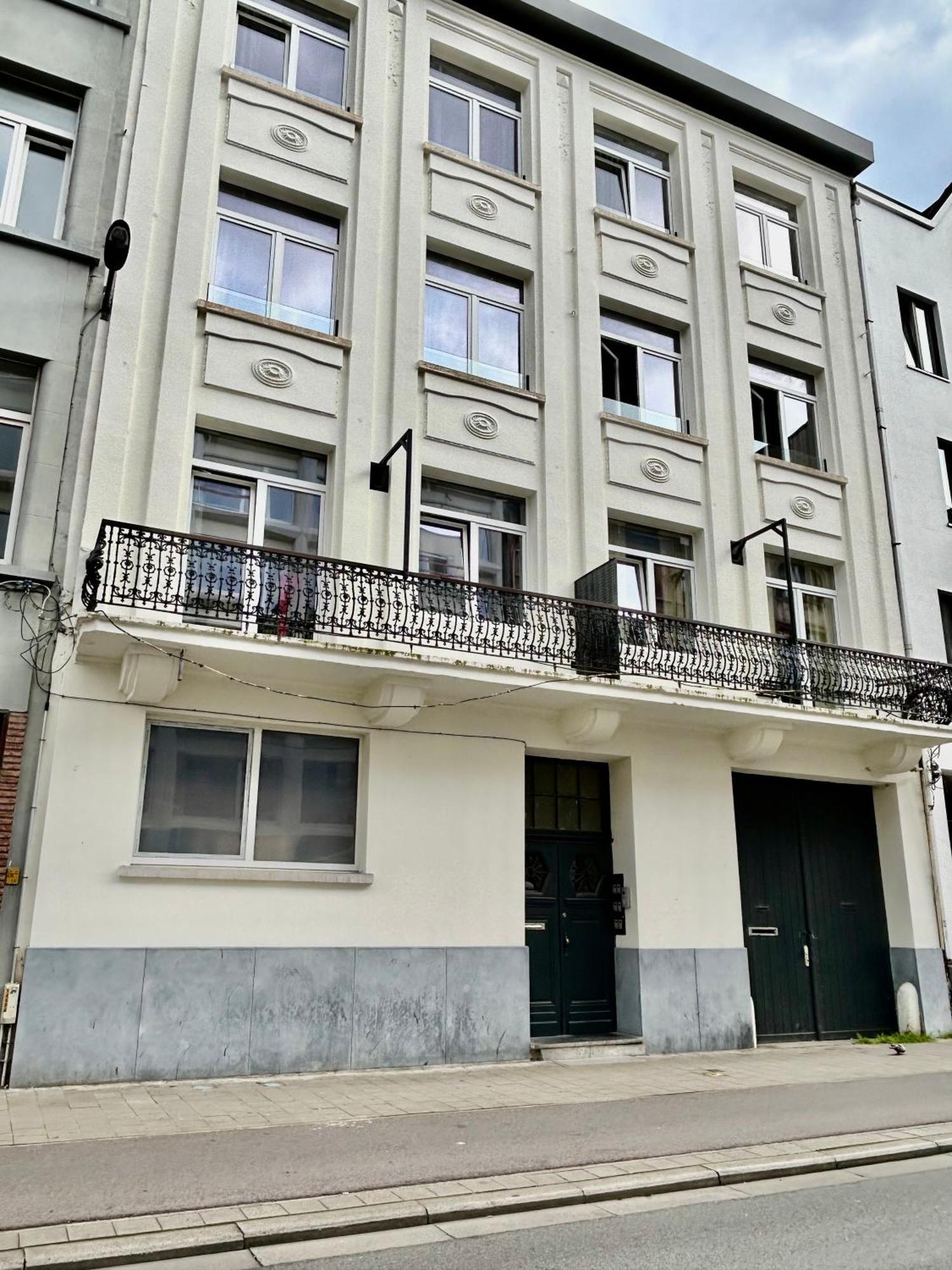 Sleep Inn - Palace Apartments Антверпен Екстериор снимка